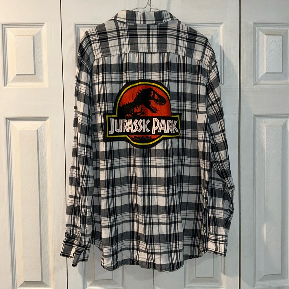Jurassic park flannel XL